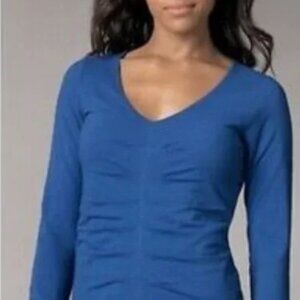 Women’s Dark Blue CAbi Ruched Fitted V Neck Shirt with ruched sleeves, size M